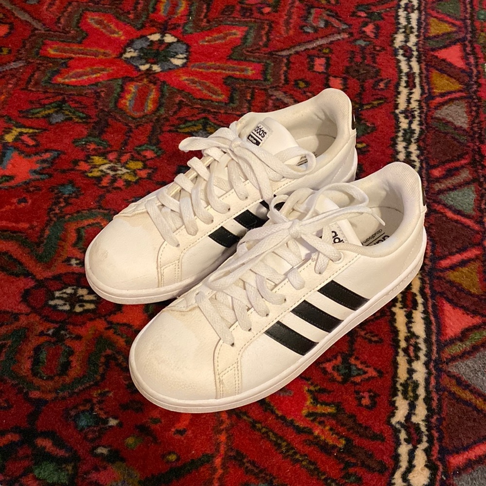 Women’s adidas sneakers size 7
